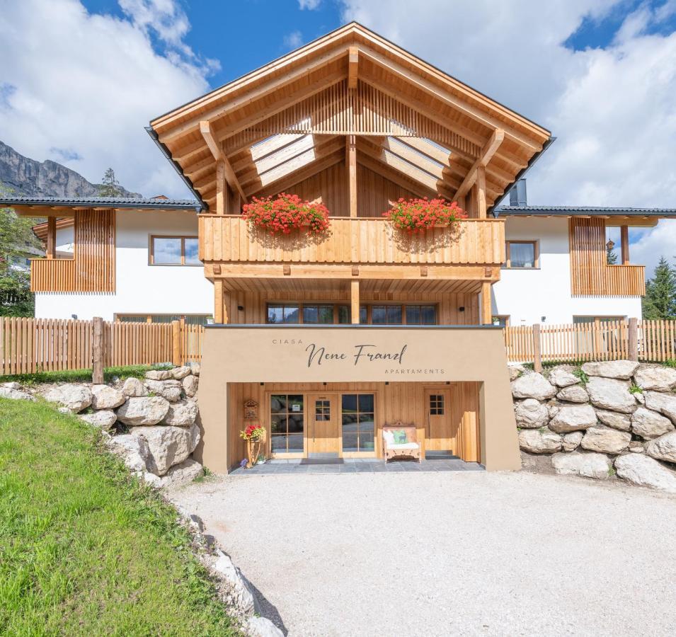 Ciasa Nene Franzl Aparthotel Badia  Exterior foto